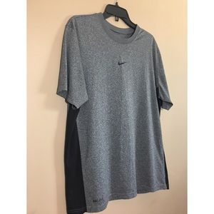 Nike Dri-Fit Black & Grey short sleeved shirt L
